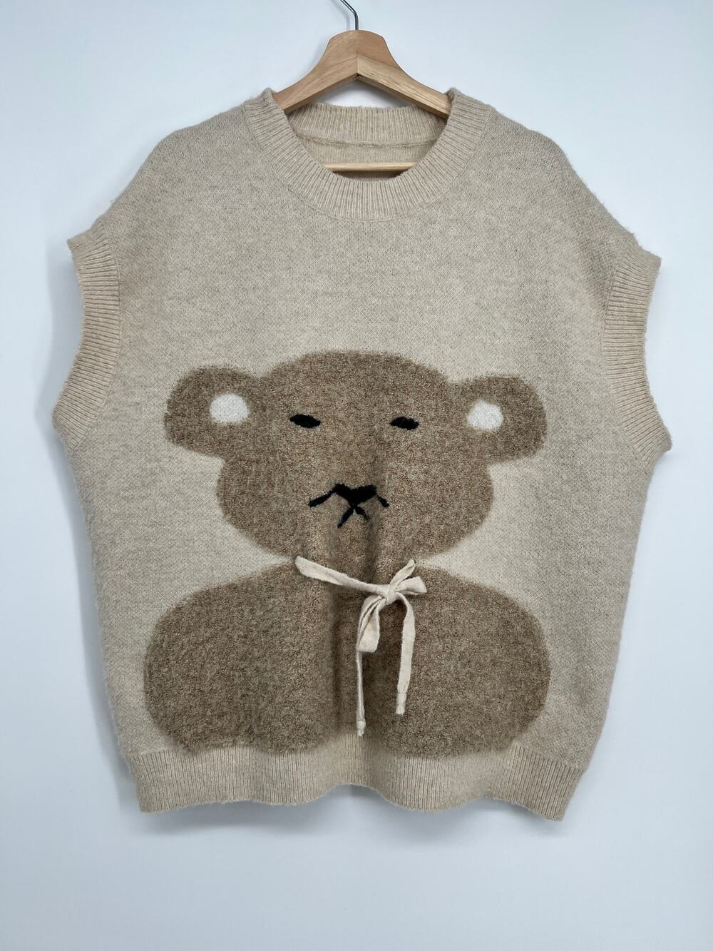Teddy Bear Sweater Vest Womens One Size Oversized Sleeveless Pullover Cream Tan